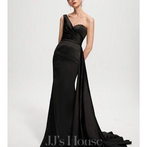 JJs House One-Shoulder Black Satin Mermaid Gown